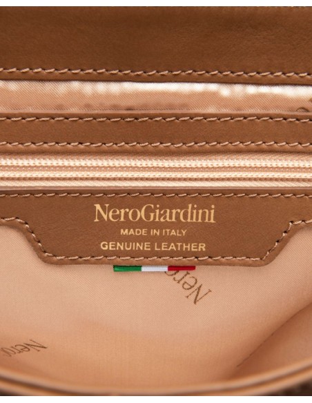 BORSA TRACOLLA  CHIUSURA BOTTONE