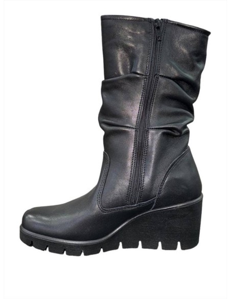 STIVALE DA DONNA NERO CON ZEPPA ALTA