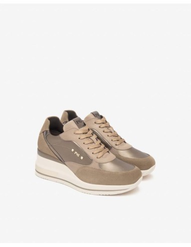SNEAKERS E PUNTA CAMOSCIO