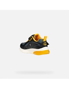 SNEAKER BIMBO BATMAN  2