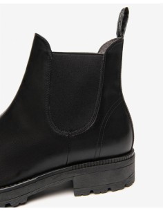 STIVALETTO BEATLES 2