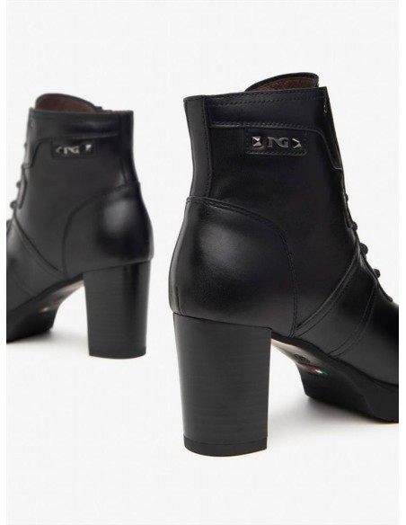 STIVALETTO LACCI TACCO  PELLE