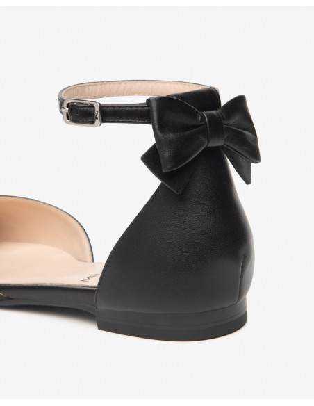 BALLERINA NERA CON CINTURINO