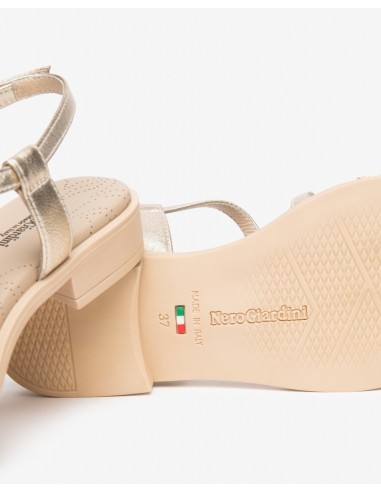 SANDALO BASSO PERLINE